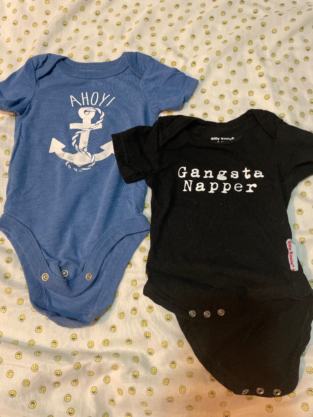 2 diaper vests